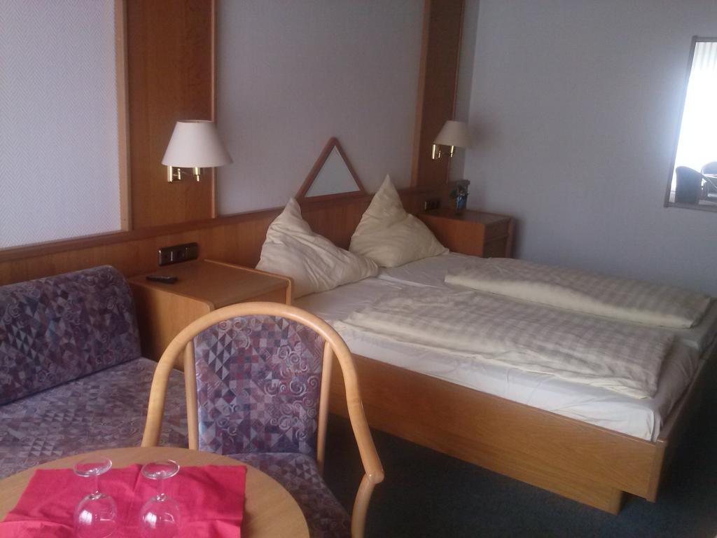 Landhotel Hamburger Hof Nettlingen Quarto foto