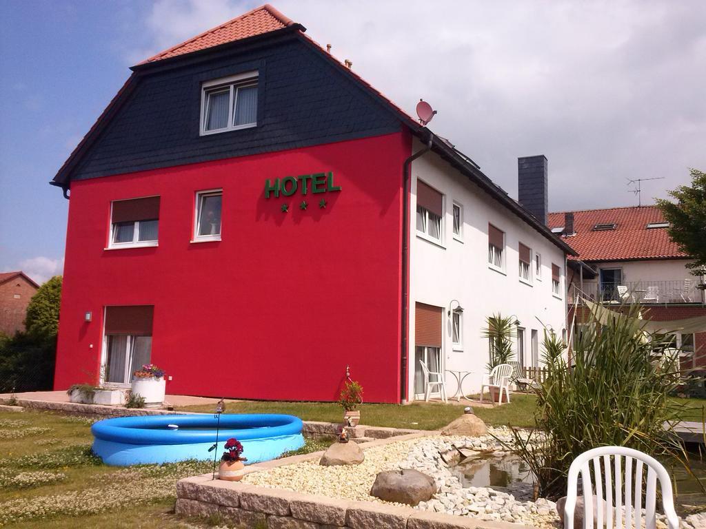 Landhotel Hamburger Hof Nettlingen Exterior foto